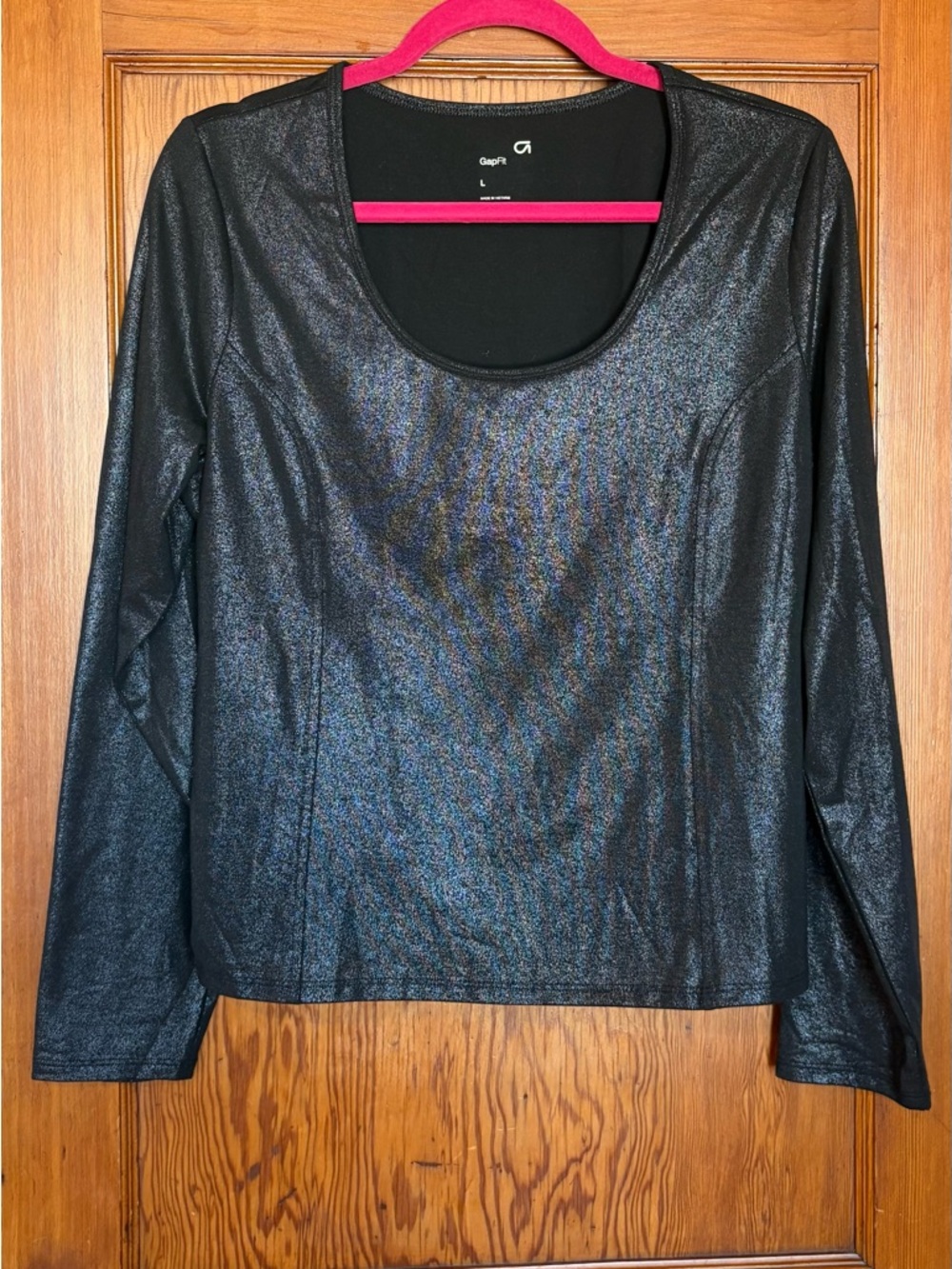 GAP Metallic Black Long Sleeve Athletic Top